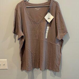 Ava & Viv Cocoa V-Neck Tee